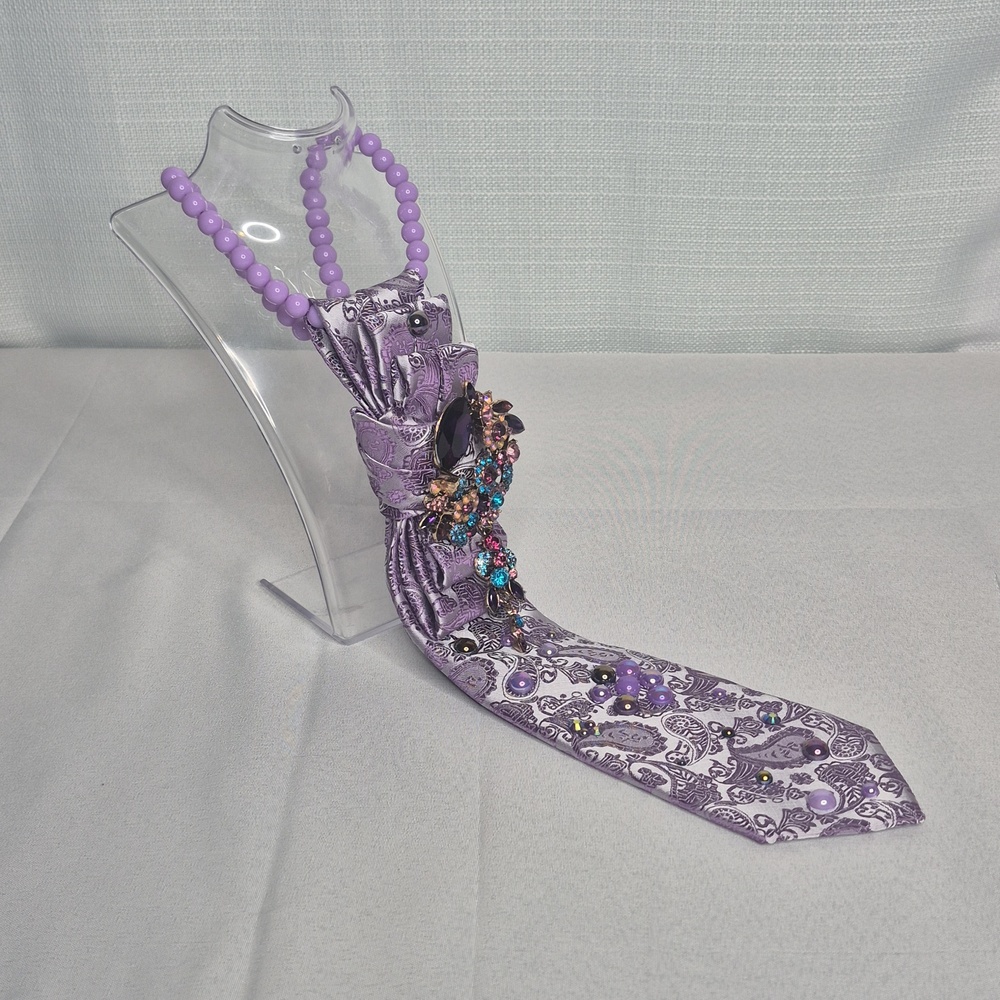 Handcrafted Luxury Fashion Necktie Necklace ๐ฟ (PURPLE - LICIOUS) - Picture 7 of 14
